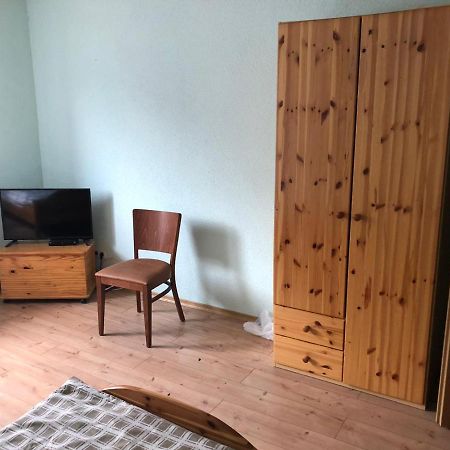 Monteurunterkunft Oberhausen-Rheinhausen Ngoại thất bức ảnh