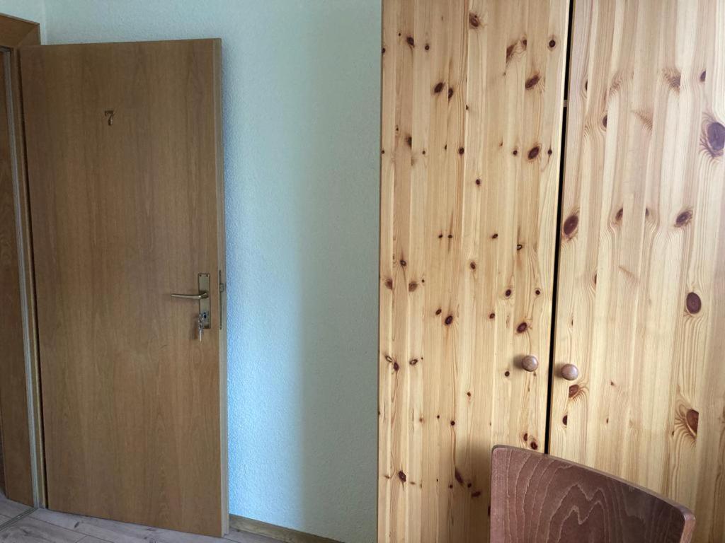 Monteurunterkunft Oberhausen-Rheinhausen Ngoại thất bức ảnh